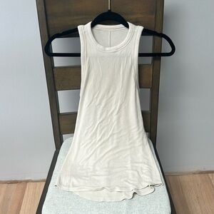 Hold Tight tan size 6 no tags, worn few times